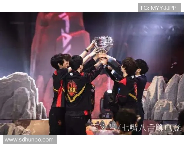 DOTA2意识排行榜揭晓FPX强势跻身第八名引发热议